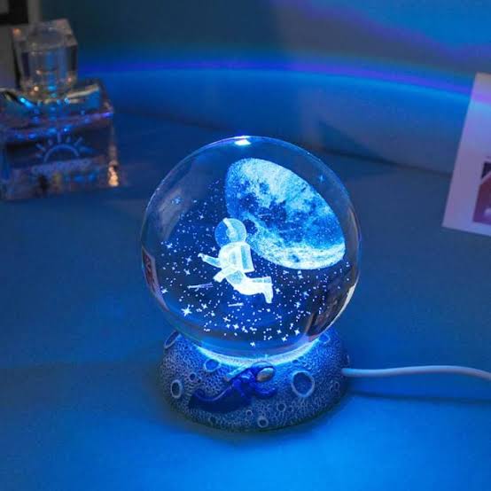 Esfera de Cristal LED | Luna 3D con Astronauta